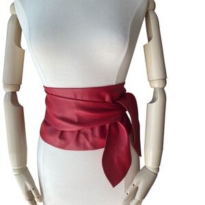 SUZI ROHER | Vibrant Red Wide Wrap-Around Leather Waist Belt Sz S NWT | Canada